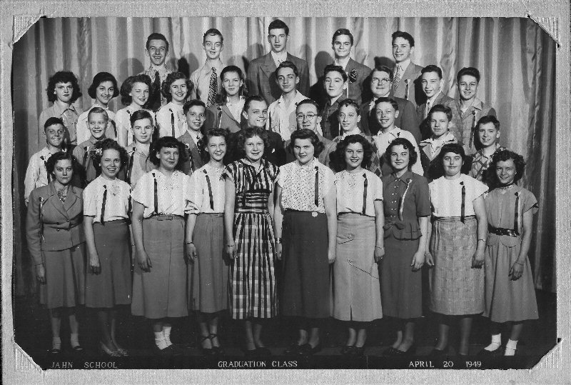 jahnschoolgraduation1949s.jpg